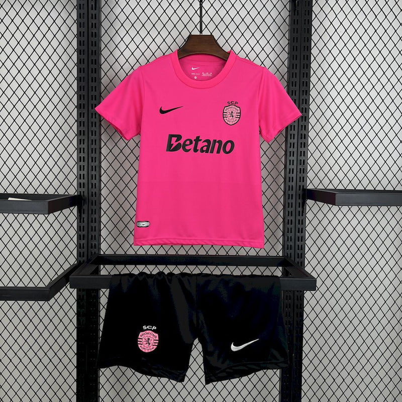 SPORTING LISBOA EDIÇÃO ESPECIAL OCTUBRE ROSA 24/25 CONJUNTO INFANTIL